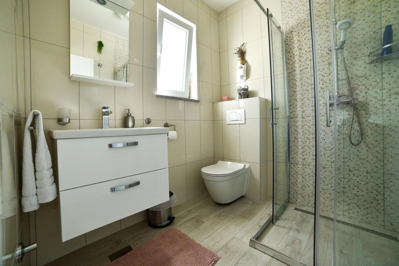 Holiday Home Mb Razanj Exterior photo