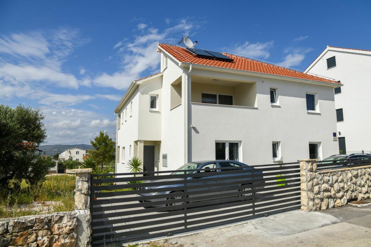 Holiday Home Mb Razanj Exterior photo