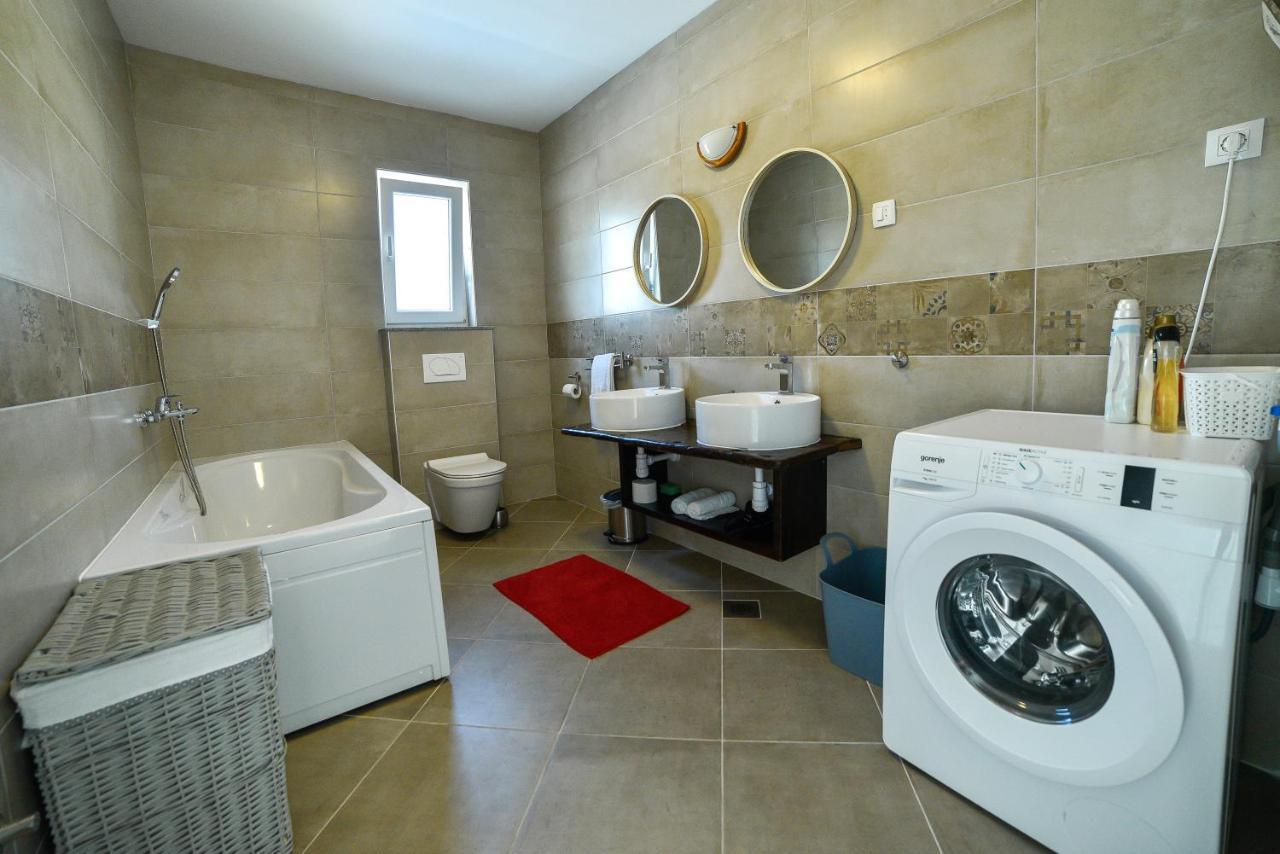 Holiday Home Mb Razanj Exterior photo