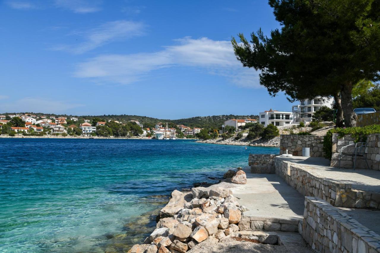 Holiday Home Mb Razanj Exterior photo