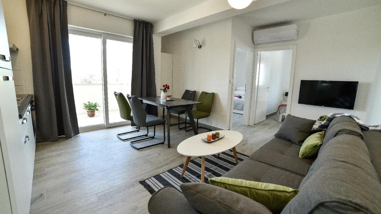 Holiday Home Mb Razanj Exterior photo