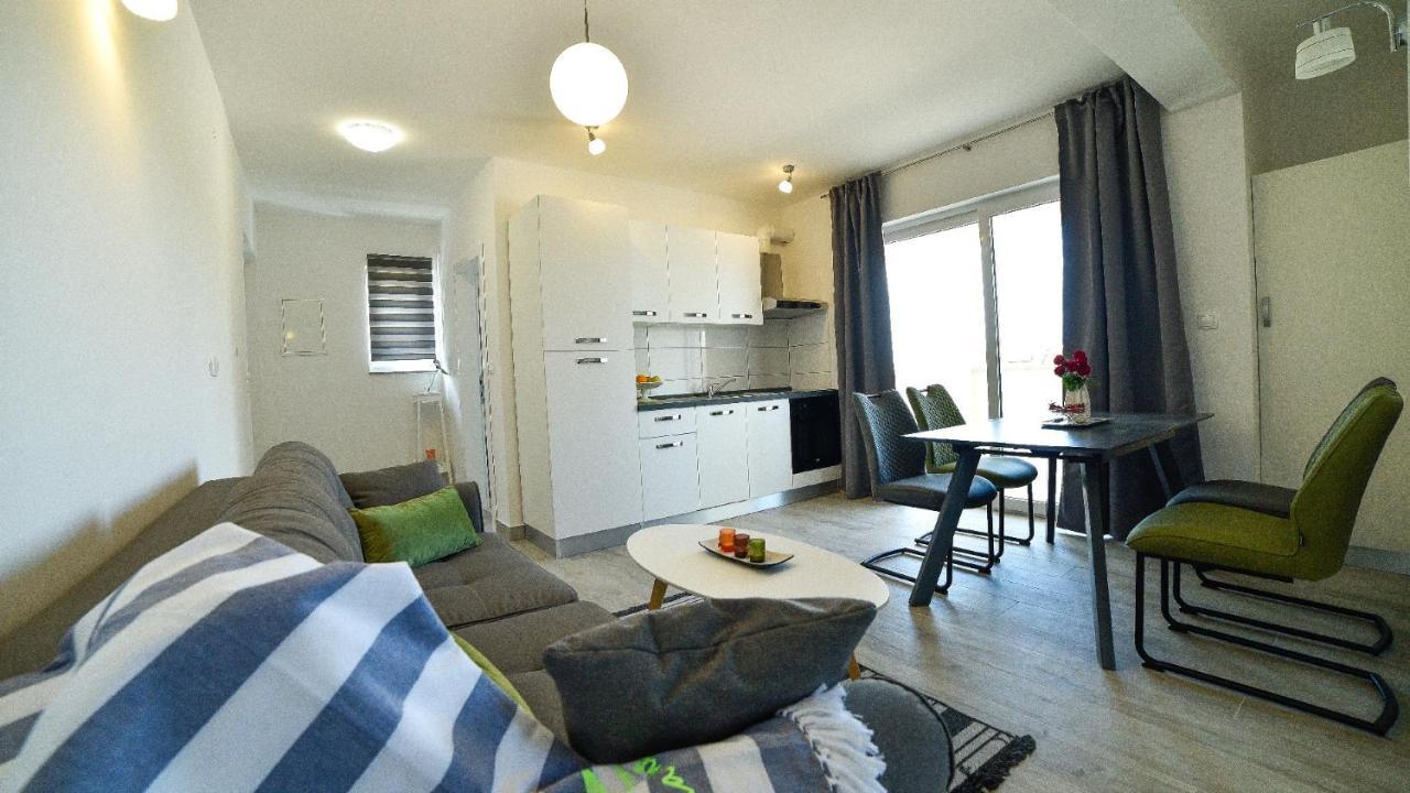 Holiday Home Mb Razanj Exterior photo