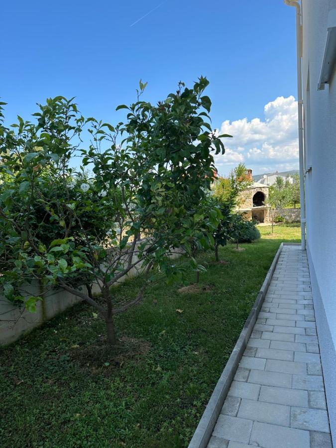 Holiday Home Mb Razanj Exterior photo